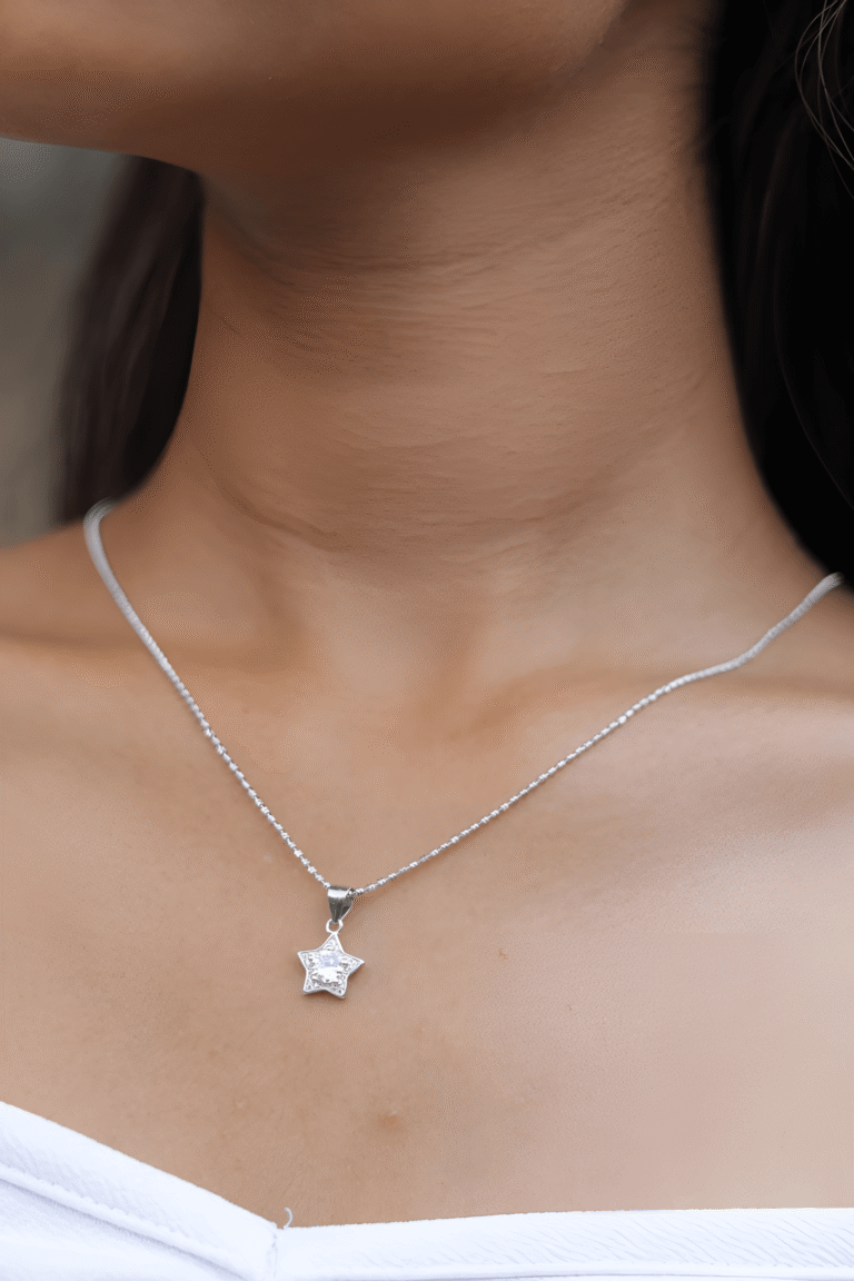 Star Pendant Silver Necklace